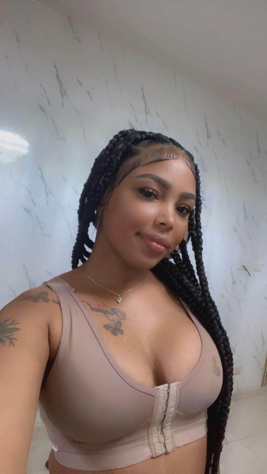 Tanny from Dominican Republic on CamSkip