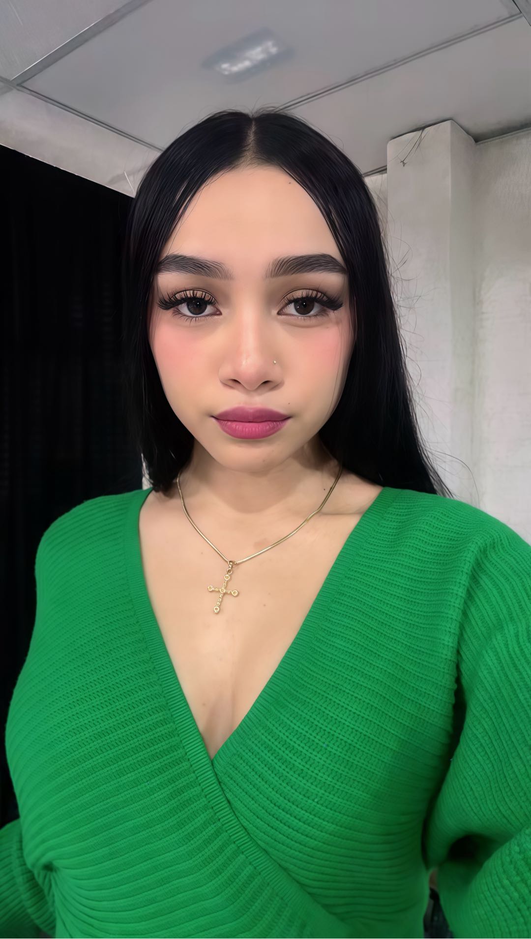 Mía from Venezuela on CamSkip
